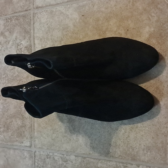 COACH Mystic Bootie Wedge Heel Black Suede Size 7.5B - Picture 2 of 9